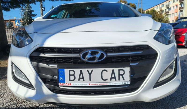 Hyundai i30 | FWD (przód) | Manualna | 110 KM | Biały full