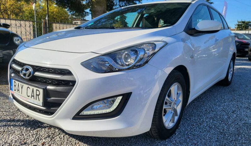 Hyundai i30 | FWD (przód) | Manualna | 110 KM | Biały full