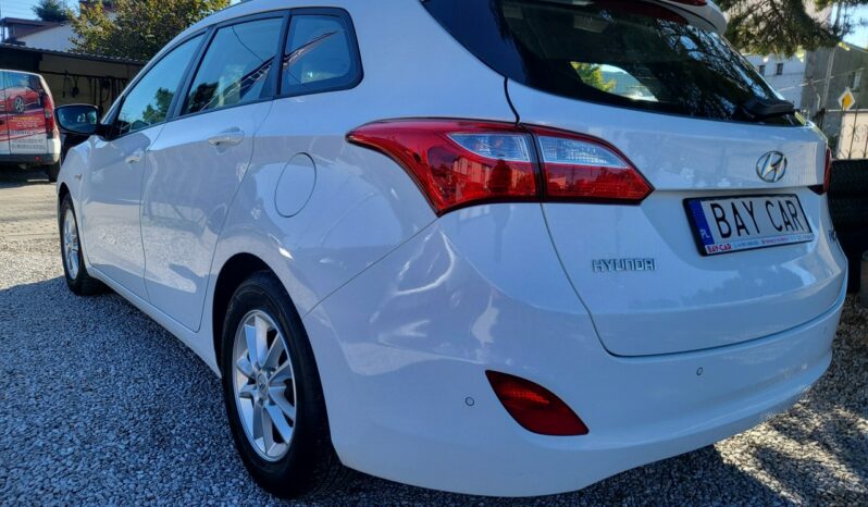 Hyundai i30 | FWD (przód) | Manualna | 110 KM | Biały full