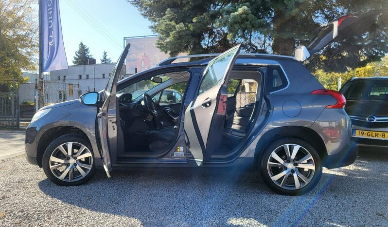 Peugeot 2008 | FWD (przód) | Manualna | 110 KM | Szary full