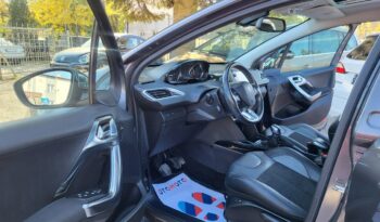 Peugeot 2008 | FWD (przód) | Manualna | 110 KM | Szary full