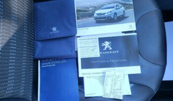 Peugeot 2008 | FWD (przód) | Manualna | 110 KM | Szary full