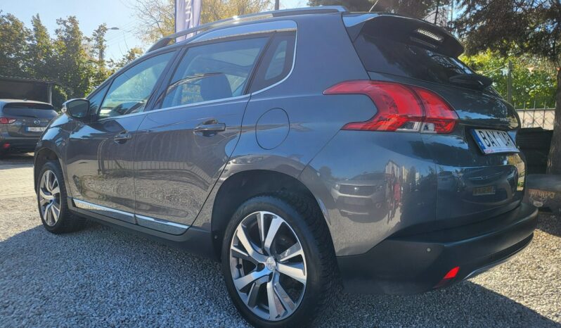 Peugeot 2008 | FWD (przód) | Manualna | 110 KM | Szary full