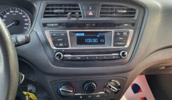 Hyundai i20 | FWD (przód) | Manualna | 75 KM | Pomarańczowy full