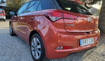 Hyundai i20 | FWD (przód) | Manualna | 75 KM | Pomarańczowy full