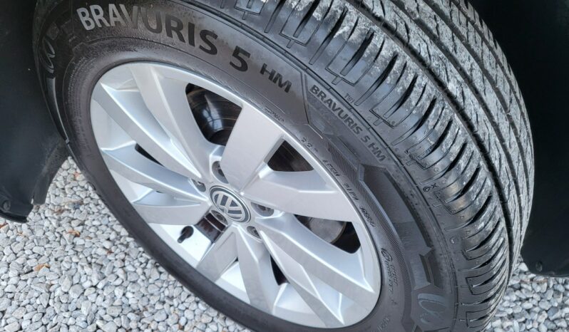 Volkswagen New Beetle | FWD (przód) | Manualna | 105 KM | Czarny full
