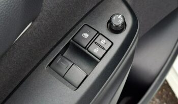 Toyota Yaris | FWD (przód) | Automatyczna | 116 KM | Biały full
