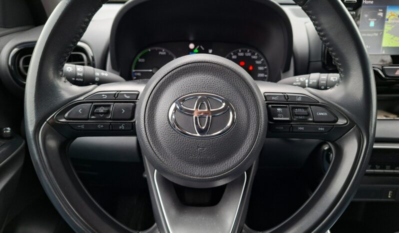 Toyota Yaris | FWD (przód) | Automatyczna | 116 KM | Biały full