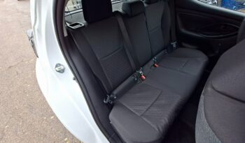 Toyota Yaris | FWD (przód) | Automatyczna | 116 KM | Biały full