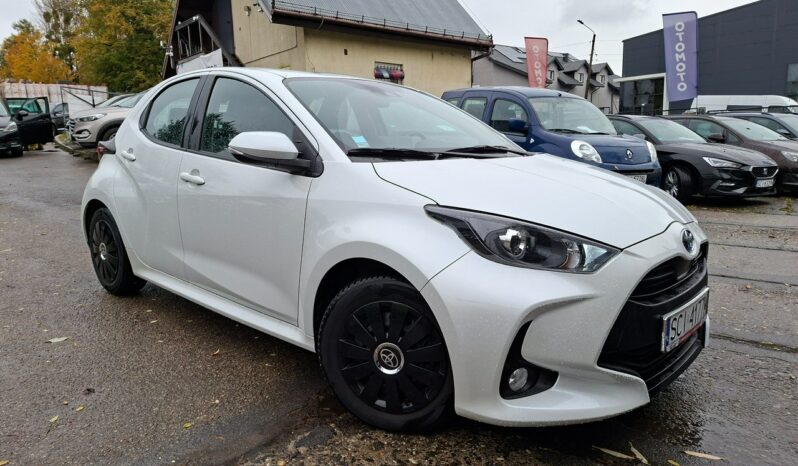 Toyota Yaris | FWD (przód) | Automatyczna | 116 KM | Biały full