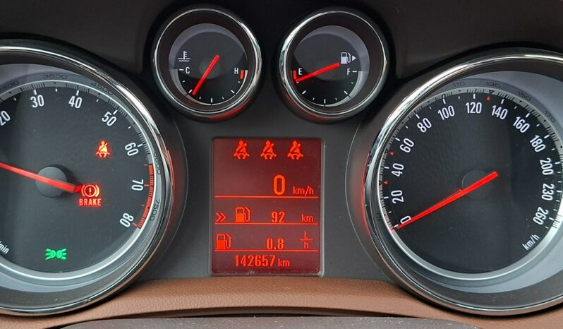 Opel Mokka | 4×4 (doł. automatycznie) | Manualna | 140 KM | Biały full