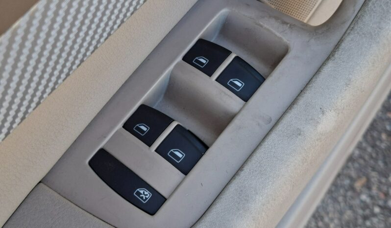 Audi A6 Avant | FWD (przód) | Manualna | 140 KM | Szary full