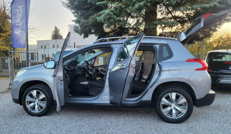 Peugeot 2008 | FWD (przód) | Manualna | 82 KM | Szary full