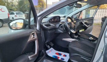 Peugeot 2008 | FWD (przód) | Manualna | 82 KM | Szary full