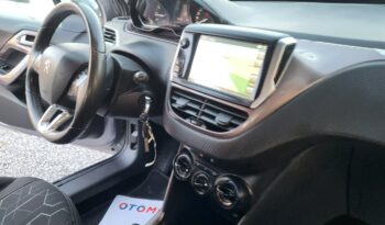 Peugeot 2008 | FWD (przód) | Manualna | 82 KM | Szary full