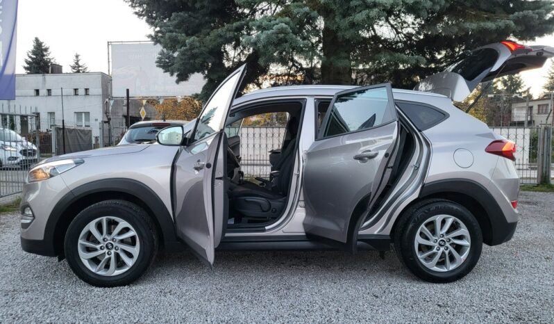 Hyundai Tucson | FWD (przód) | Manualna | 132 KM | Złoty full
