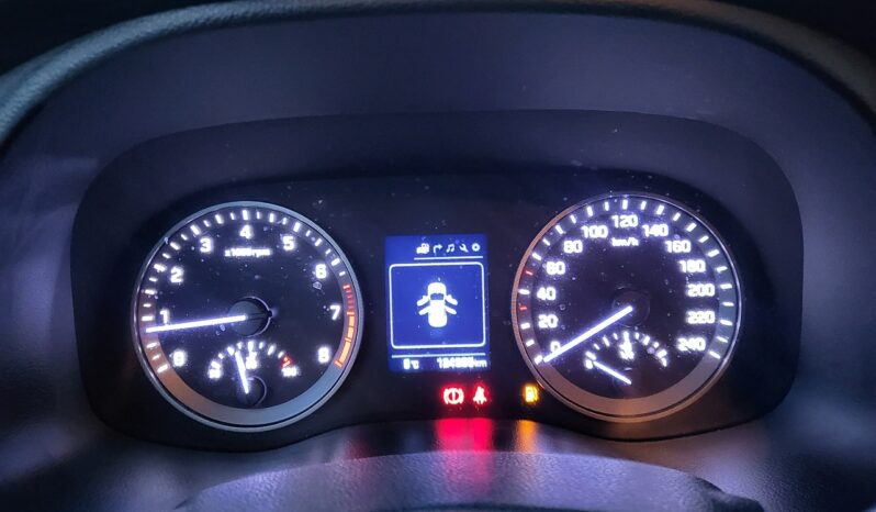 Hyundai Tucson | FWD (przód) | Manualna | 132 KM | Złoty full