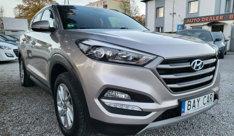 Hyundai Tucson | FWD (przód) | Manualna | 132 KM | Złoty full