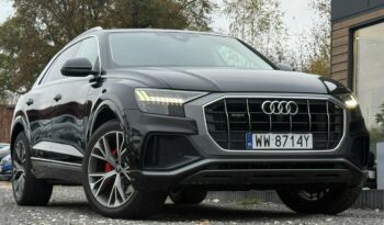 Audi Q8 | 4×4 (stały) | Automatyczna | 231 KM | Czarny full