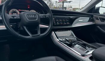 Audi Q8 | 4×4 (stały) | Automatyczna | 231 KM | Czarny full