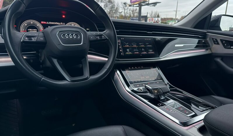 Audi Q8 | 4×4 (stały) | Automatyczna | 231 KM | Czarny full
