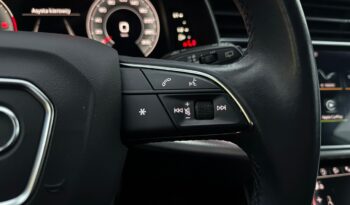 Audi Q8 | 4×4 (stały) | Automatyczna | 231 KM | Czarny full