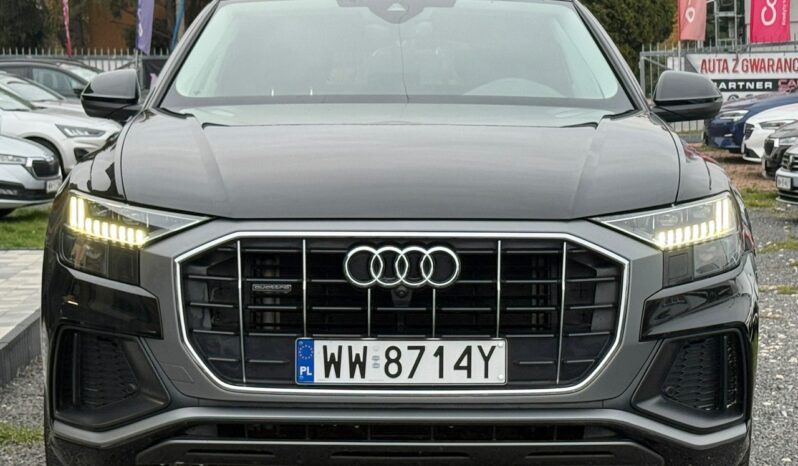 Audi Q8 | 4×4 (stały) | Automatyczna | 231 KM | Czarny full