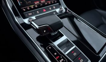 Audi Q8 | 4×4 (stały) | Automatyczna | 231 KM | Czarny full