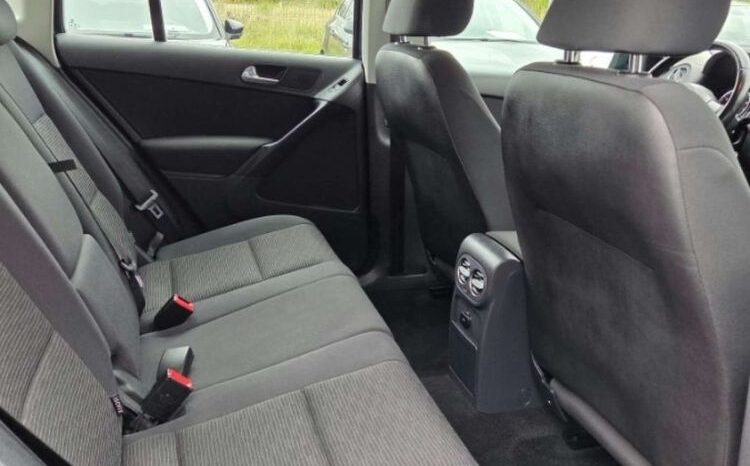 Volkswagen Tiguan | FWD (przód) | Manualna | 122 KM | Zielony full
