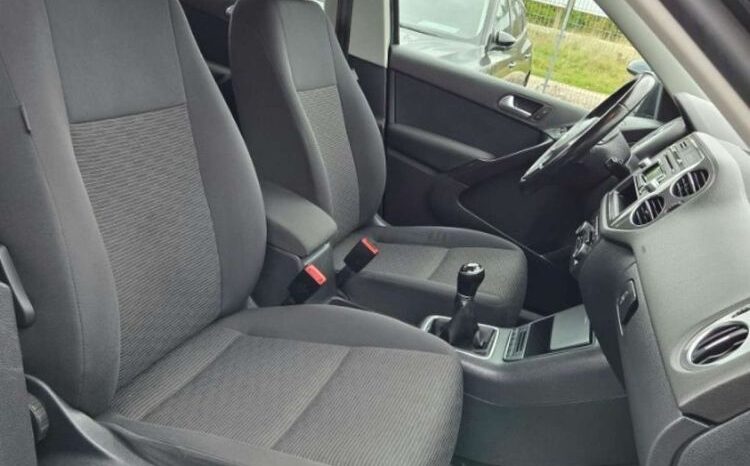 Volkswagen Tiguan | FWD (przód) | Manualna | 122 KM | Zielony full