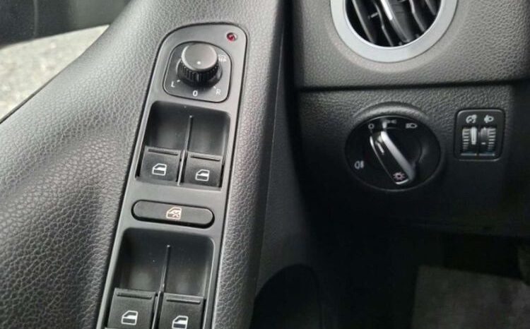 Volkswagen Tiguan | FWD (przód) | Manualna | 122 KM | Zielony full