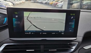 Peugeot 3008 | FWD (przód) | Automatyczna | 225 KM | Niebieski full
