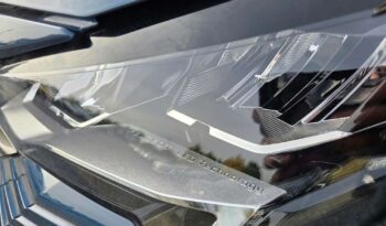 Peugeot 3008 | FWD (przód) | Automatyczna | 225 KM | Niebieski full