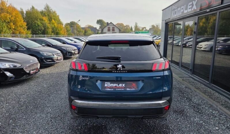Peugeot 3008 | FWD (przód) | Automatyczna | 225 KM | Niebieski full