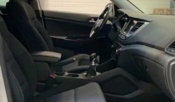 Hyundai Tucson | FWD (przód) | Manualna | 115 KM | Biały full
