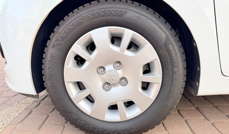 Hyundai i10 | FWD (przód) | Manualna | 67 KM | Biały full