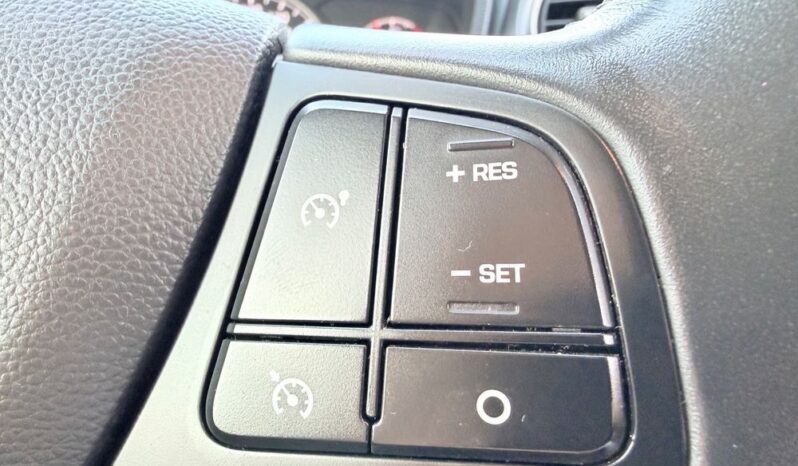 Hyundai i10 | FWD (przód) | Manualna | 67 KM | Biały full