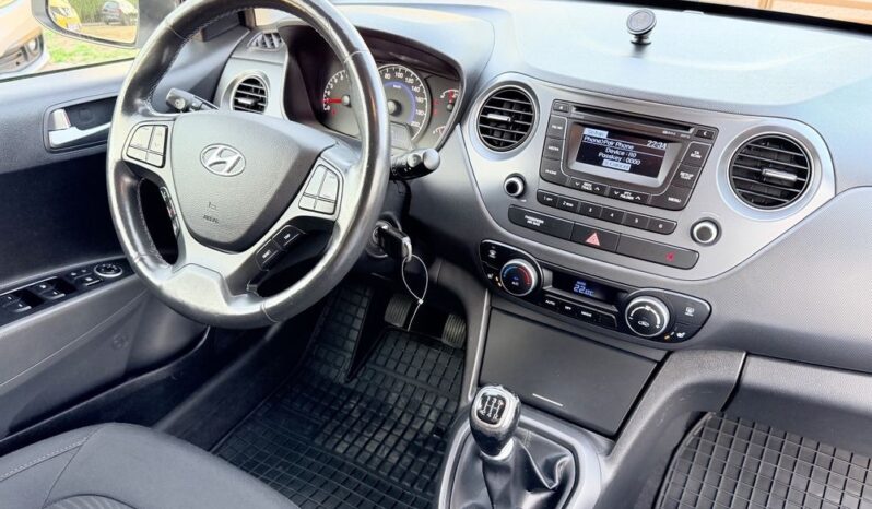 Hyundai i10 | FWD (przód) | Manualna | 67 KM | Biały full