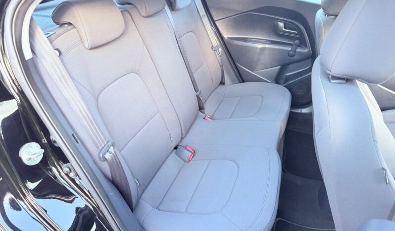 Kia Rio | FWD (przód) | Manualna | 85 KM | Czarny full