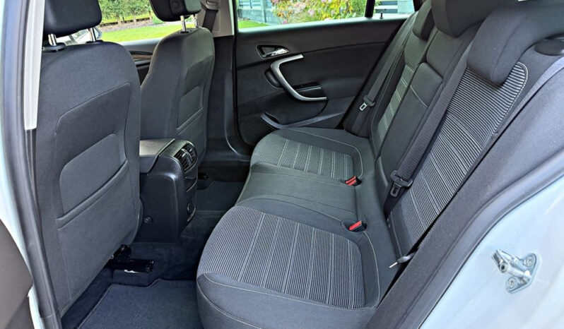 Opel Insignia | 4×4 (stały) | Automatyczna | 163 KM | Biały full