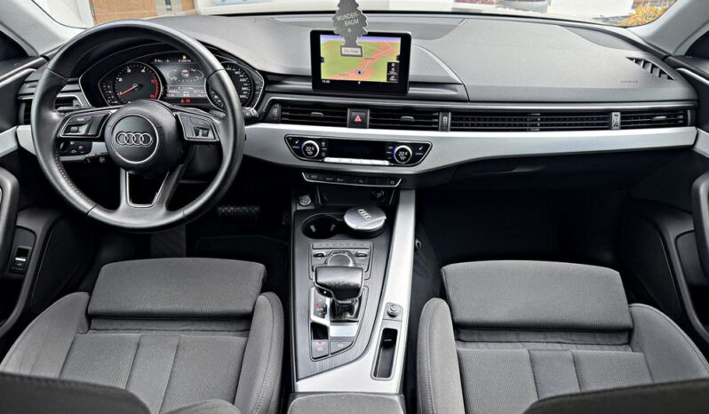 Audi A4 Avant | FWD (przód) | Automatyczna | 190 KM | Szary full