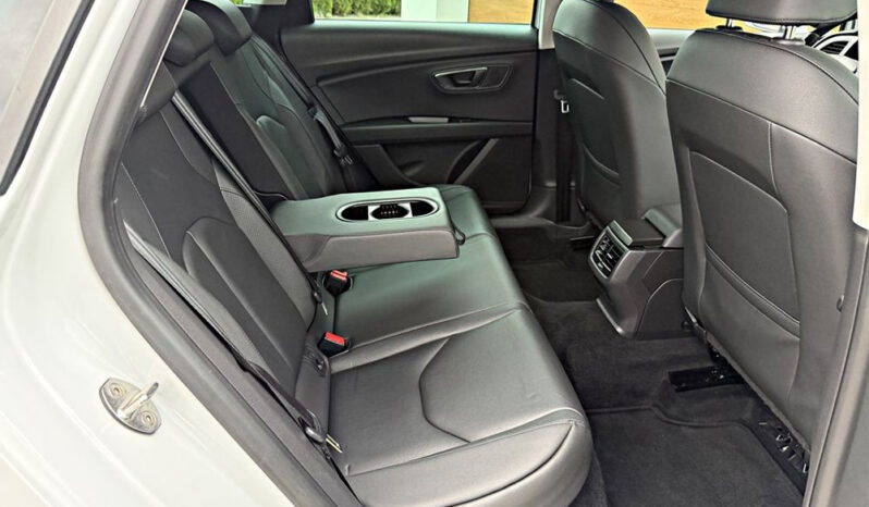 Seat Leon | FWD (przód) | Automatyczna | 115 KM | Biały full