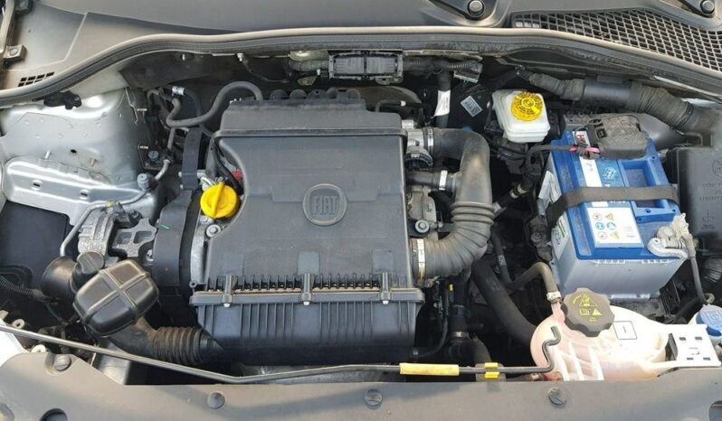 Fiat Tipo | FWD (przód) | Manualna | 95 KM | Srebrny full