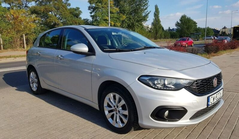 Fiat Tipo | FWD (przód) | Manualna | 95 KM | Srebrny full