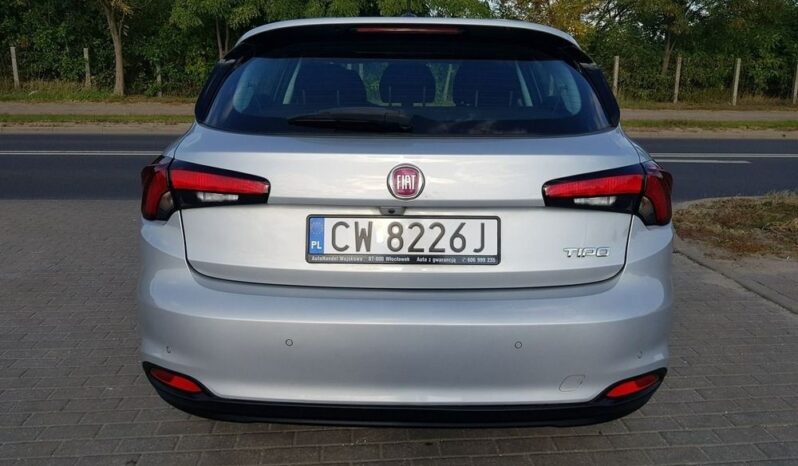 Fiat Tipo | FWD (przód) | Manualna | 95 KM | Srebrny full
