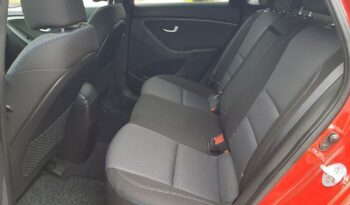 Hyundai i30 | FWD (przód) | Manualna | 135 KM | Bordowy full