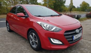 Hyundai i30 | FWD (przód) | Manualna | 135 KM | Bordowy full