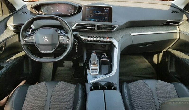 Peugeot 3008 | FWD (przód) | Automatyczna | 130 KM | Bordowy full