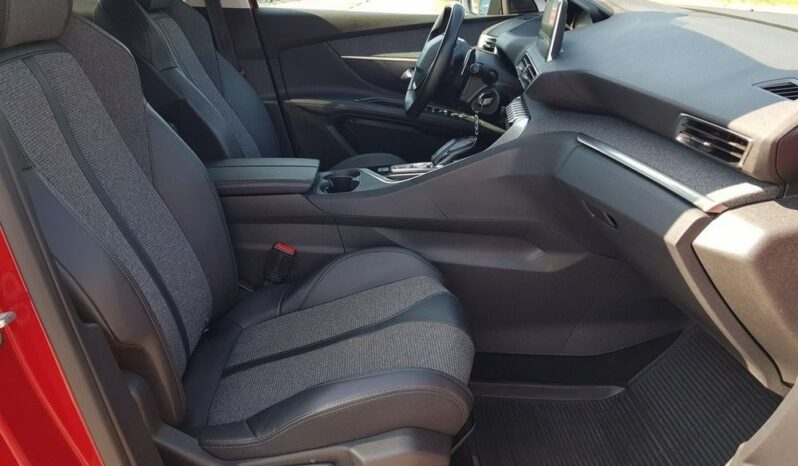 Peugeot 3008 | FWD (przód) | Automatyczna | 130 KM | Bordowy full