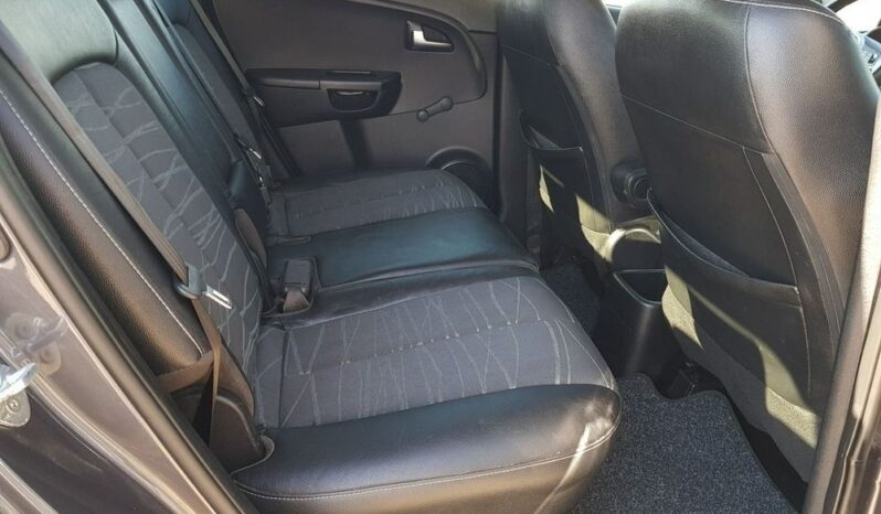 Kia Venga | FWD (przód) | Manualna | 90 KM | Szary full